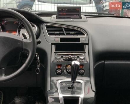 Серый Пежо 5008, объемом двигателя 1.6 л и пробегом 276 тыс. км за 7999 $, фото 55 на Automoto.ua