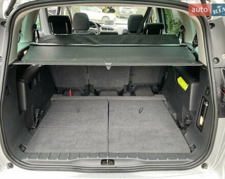 Серый Пежо 5008, объемом двигателя 2 л и пробегом 218 тыс. км за 8600 $, фото 29 на Automoto.ua