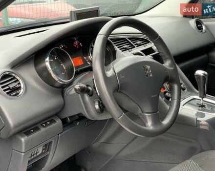 Серый Пежо 5008, объемом двигателя 1.6 л и пробегом 276 тыс. км за 7999 $, фото 23 на Automoto.ua