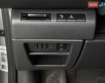 Серый Пежо 5008, объемом двигателя 1.6 л и пробегом 232 тыс. км за 6600 $, фото 24 на Automoto.ua