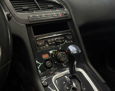 Серый Пежо 5008, объемом двигателя 2 л и пробегом 258 тыс. км за 9700 $, фото 7 на Automoto.ua