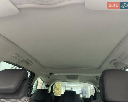 Серый Пежо 5008, объемом двигателя 2 л и пробегом 218 тыс. км за 8600 $, фото 3 на Automoto.ua