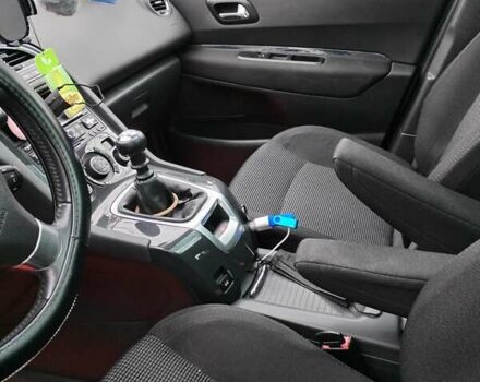 Серый Пежо 5008, объемом двигателя 1.6 л и пробегом 254 тыс. км за 7000 $, фото 10 на Automoto.ua