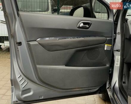 Серый Пежо 5008, объемом двигателя 1.6 л и пробегом 276 тыс. км за 7999 $, фото 22 на Automoto.ua