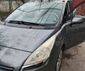 Серый Пежо 5008, объемом двигателя 1.6 л и пробегом 254 тыс. км за 7000 $, фото 12 на Automoto.ua