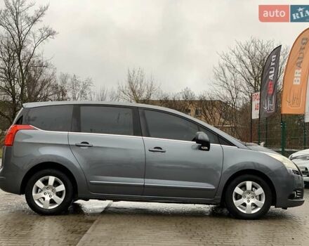 Серый Пежо 5008, объемом двигателя 1.6 л и пробегом 276 тыс. км за 7999 $, фото 21 на Automoto.ua
