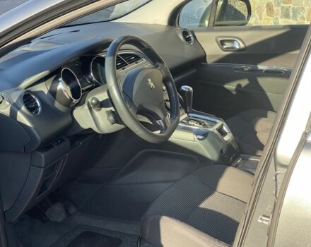 Пежо 5008 2011 в Белой Церкве на Automoto.ua Серый Пежо 5008, объемом двигателя 1.6 л и пробегом 220 тыс. км за 7700 $, фото 5 на Automoto.ua