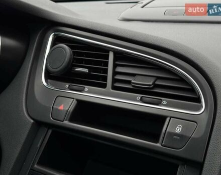 Серый Пежо 5008, объемом двигателя 1.6 л и пробегом 232 тыс. км за 6600 $, фото 32 на Automoto.ua