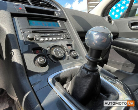 Сірий Пежо 5008, об'ємом двигуна 1.6 л та пробігом 235 тис. км за 7999 $, фото 20 на Automoto.ua
