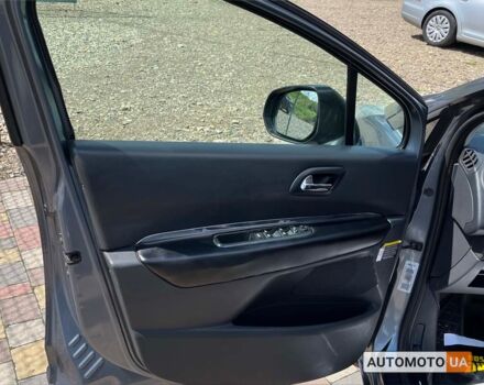 Сірий Пежо 5008, об'ємом двигуна 1.6 л та пробігом 235 тис. км за 7999 $, фото 10 на Automoto.ua