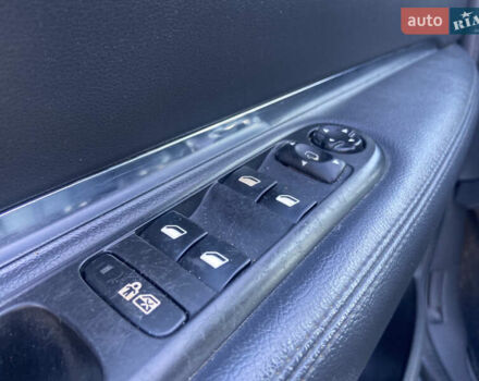 Серый Пежо 5008, объемом двигателя 1.6 л и пробегом 191 тыс. км за 7850 $, фото 26 на Automoto.ua