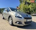 Серый Пежо 5008, объемом двигателя 1.6 л и пробегом 231 тыс. км за 7587 $, фото 1 на Automoto.ua