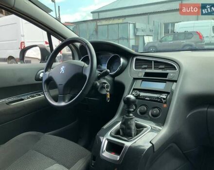 Серый Пежо 5008, объемом двигателя 1.6 л и пробегом 217 тыс. км за 6500 $, фото 36 на Automoto.ua