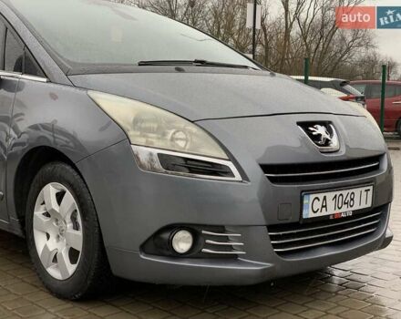 Серый Пежо 5008, объемом двигателя 1.6 л и пробегом 276 тыс. км за 7999 $, фото 7 на Automoto.ua