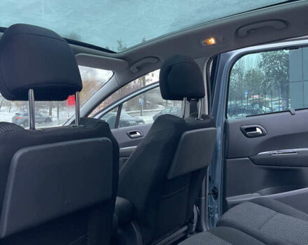 Серый Пежо 5008, объемом двигателя 1.6 л и пробегом 188 тыс. км за 6999 $, фото 25 на Automoto.ua