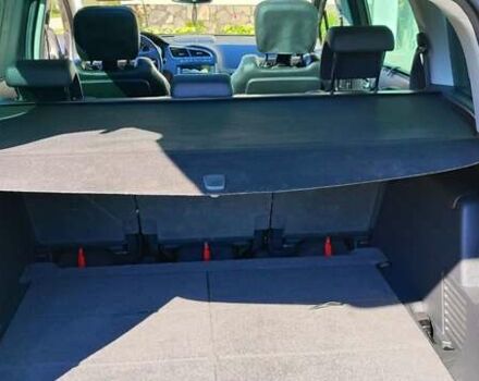 Серый Пежо 5008, объемом двигателя 1.6 л и пробегом 180 тыс. км за 8100 $, фото 15 на Automoto.ua