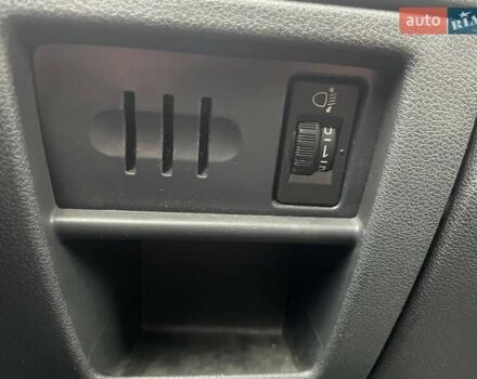 Серый Пежо 5008, объемом двигателя 2 л и пробегом 302 тыс. км за 8990 $, фото 17 на Automoto.ua