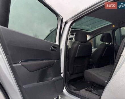 Серый Пежо 5008, объемом двигателя 1.6 л и пробегом 232 тыс. км за 6600 $, фото 34 на Automoto.ua