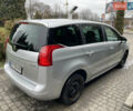 Серый Пежо 5008, объемом двигателя 2 л и пробегом 218 тыс. км за 8600 $, фото 40 на Automoto.ua