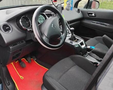 Серый Пежо 5008, объемом двигателя 1.6 л и пробегом 254 тыс. км за 7000 $, фото 8 на Automoto.ua