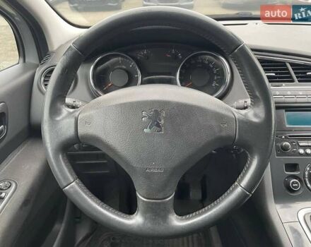 Серый Пежо 5008, объемом двигателя 2 л и пробегом 302 тыс. км за 8990 $, фото 14 на Automoto.ua