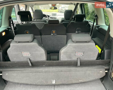 Серый Пежо 5008, объемом двигателя 2 л и пробегом 218 тыс. км за 8600 $, фото 28 на Automoto.ua