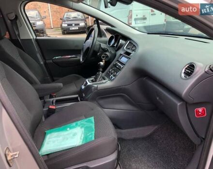 Серый Пежо 5008, объемом двигателя 1.6 л и пробегом 217 тыс. км за 6500 $, фото 33 на Automoto.ua