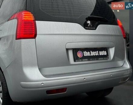 Серый Пежо 5008, объемом двигателя 1.6 л и пробегом 232 тыс. км за 6600 $, фото 12 на Automoto.ua