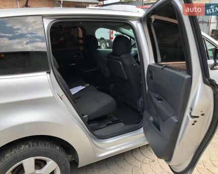 Серый Пежо 5008, объемом двигателя 1.6 л и пробегом 217 тыс. км за 6500 $, фото 9 на Automoto.ua