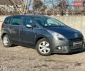 Серый Пежо 5008, объемом двигателя 1.56 л и пробегом 286 тыс. км за 7490 $, фото 1 на Automoto.ua