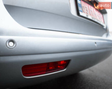 Сірий Пежо 5008, об'ємом двигуна 1.6 л та пробігом 243 тис. км за 9500 $, фото 43 на Automoto.ua