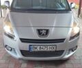 Сірий Пежо 5008, об'ємом двигуна 1.6 л та пробігом 320 тис. км за 8100 $, фото 1 на Automoto.ua