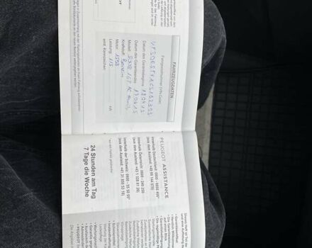 Серый Пежо 5008, объемом двигателя 1.6 л и пробегом 189 тыс. км за 8200 $, фото 18 на Automoto.ua