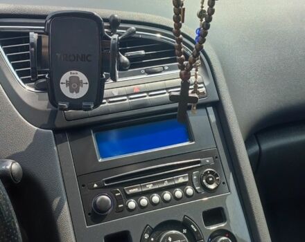 Сірий Пежо 5008, об'ємом двигуна 1.6 л та пробігом 320 тис. км за 8100 $, фото 5 на Automoto.ua