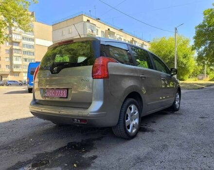 Серый Пежо 5008, объемом двигателя 2 л и пробегом 194 тыс. км за 7900 $, фото 2 на Automoto.ua