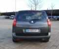 Сірий Пежо 5008, об'ємом двигуна 2 л та пробігом 270 тис. км за 10000 $, фото 3 на Automoto.ua