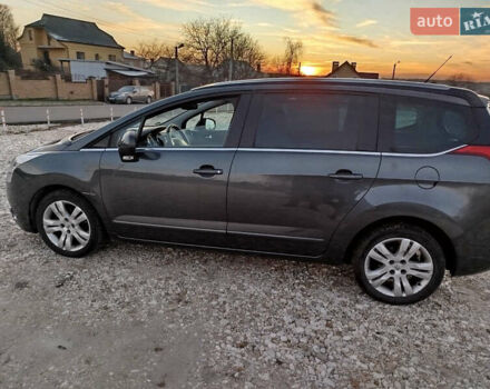 Серый Пежо 5008, объемом двигателя 1.56 л и пробегом 223 тыс. км за 8800 $, фото 8 на Automoto.ua