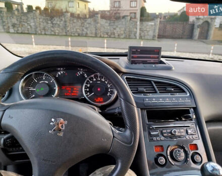 Серый Пежо 5008, объемом двигателя 1.56 л и пробегом 223 тыс. км за 8800 $, фото 13 на Automoto.ua