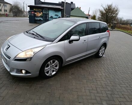 Серый Пежо 5008, объемом двигателя 2 л и пробегом 247 тыс. км за 10500 $, фото 11 на Automoto.ua