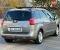 Серый Пежо 5008, объемом двигателя 1.6 л и пробегом 264 тыс. км за 8700 $, фото 3 на Automoto.ua
