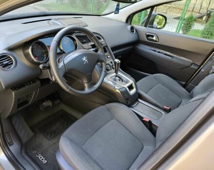 Серый Пежо 5008, объемом двигателя 2 л и пробегом 194 тыс. км за 7900 $, фото 5 на Automoto.ua