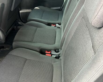 Серый Пежо 5008, объемом двигателя 1.6 л и пробегом 192 тыс. км за 8450 $, фото 4 на Automoto.ua