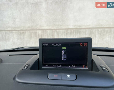 Серый Пежо 5008, объемом двигателя 1.56 л и пробегом 223 тыс. км за 8800 $, фото 16 на Automoto.ua