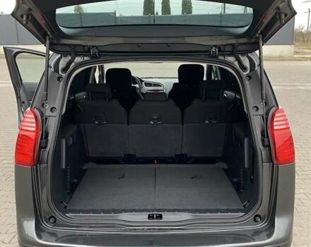 Серый Пежо 5008, объемом двигателя 1.6 л и пробегом 189 тыс. км за 8200 $, фото 12 на Automoto.ua