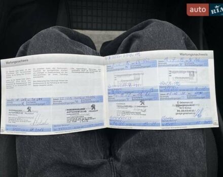 Серый Пежо 5008, объемом двигателя 1.6 л и пробегом 189 тыс. км за 8200 $, фото 17 на Automoto.ua