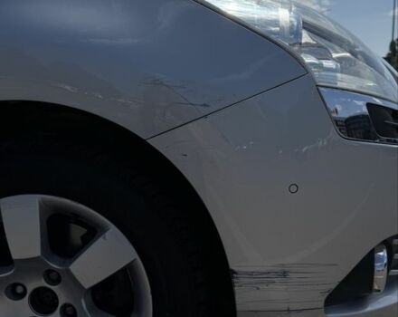 Сірий Пежо 5008, об'ємом двигуна 1.6 л та пробігом 256 тис. км за 5750 $, фото 1 на Automoto.ua