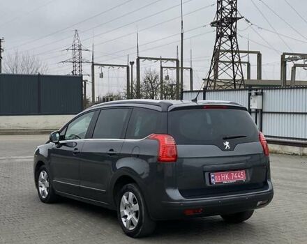 Серый Пежо 5008, объемом двигателя 1.6 л и пробегом 189 тыс. км за 8200 $, фото 4 на Automoto.ua