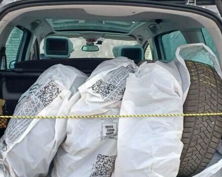 Серый Пежо 5008, объемом двигателя 1.6 л и пробегом 217 тыс. км за 9500 $, фото 14 на Automoto.ua