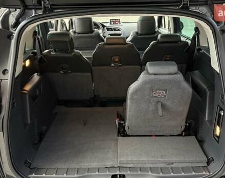 Серый Пежо 5008, объемом двигателя 2 л и пробегом 211 тыс. км за 10699 $, фото 23 на Automoto.ua