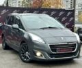 Серый Пежо 5008, объемом двигателя 1.6 л и пробегом 254 тыс. км за 7000 $, фото 1 на Automoto.ua